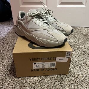 Adidas Yeezy Boost 700 in Light Gray